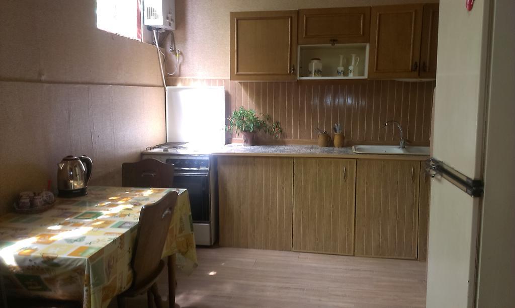 Hostel 48A Тбилиси Екстериор снимка