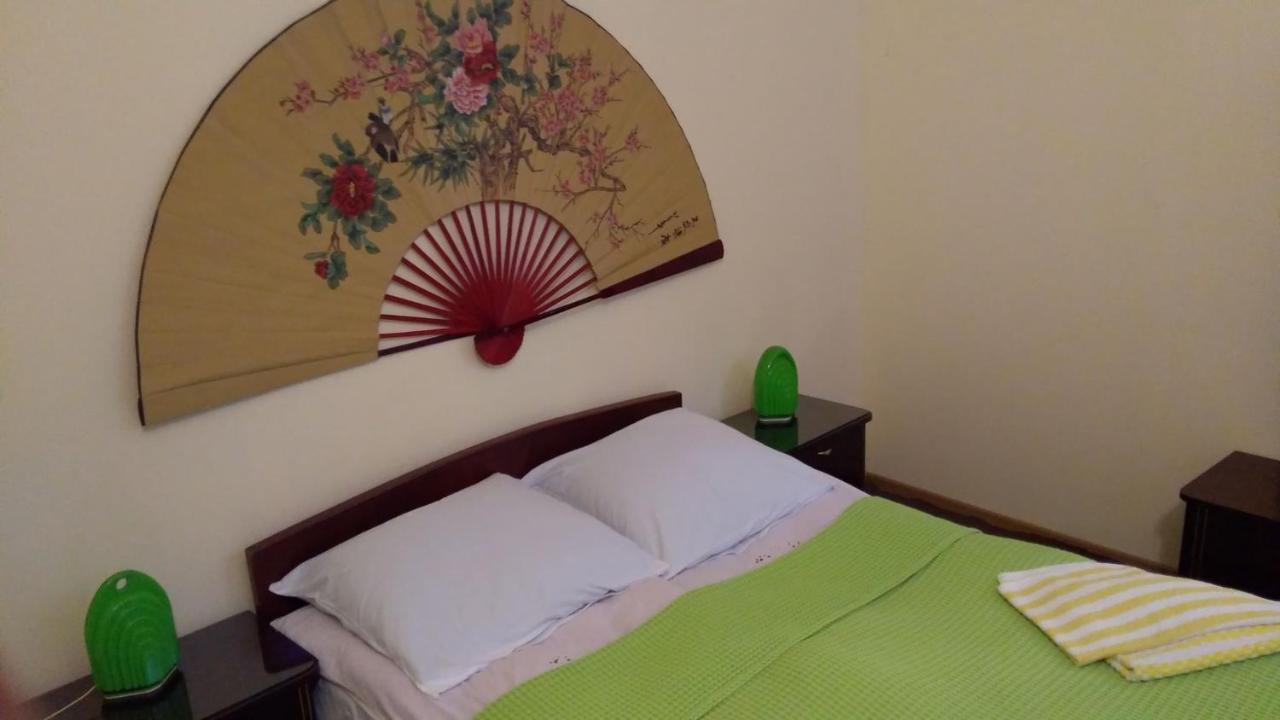 Hostel 48A Тбилиси Екстериор снимка